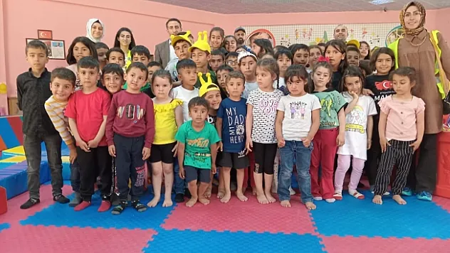 Büyükşehir belediyesi eğitim kursları çocukların yüzünü güldürüyor