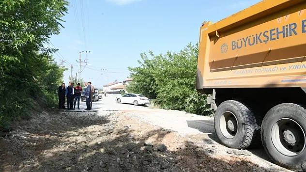 Gürkan, yol çalışmalarını inceledi