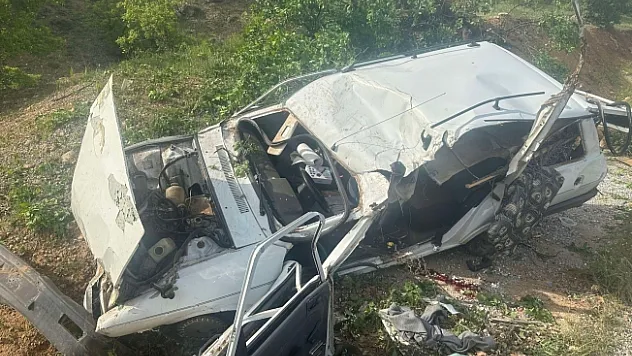 Otomobil takla attı: 1'i ağır 3 yaralı