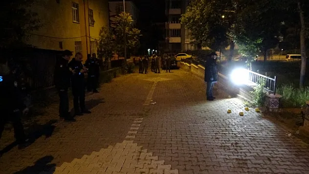 Tartıştığı şahısların üzerine kurşun yağdırdı: 3 yaralı