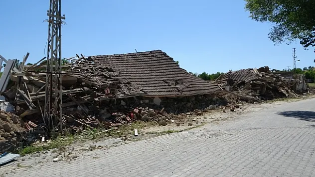 Deprem Sultansuyu Harası'nda 235 milyonluk tahribata neden oldu