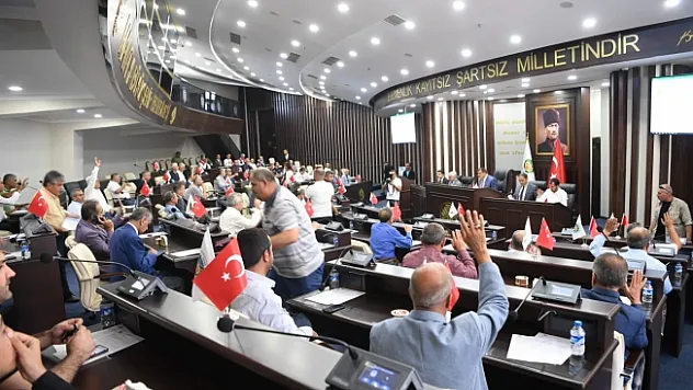 &quotZamanında alınan yanlış kararlar bugün karşımıza büyük bir yıkım olarak çıkmakta&quot