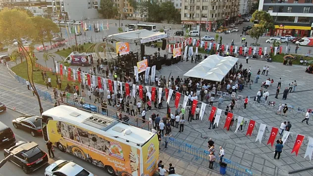 Malatya'nın vefa otobüsü Elazığ'da