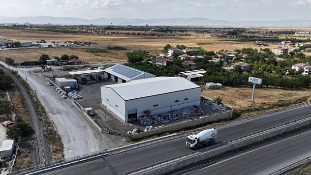 Deprem bölgesi Malatya'da 3 milyon kilo atık, geri dönüşüme kazandırıldı