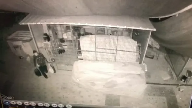 Depremzede esnafa hırsızlık şoku!