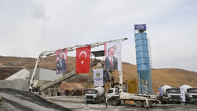 Esenlik Şirketi'ne Ait Beton Santrali Üretime Başladı