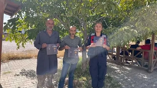 Malatya'da jandarma ekipleri `KADES` uygulamasını tanıttı