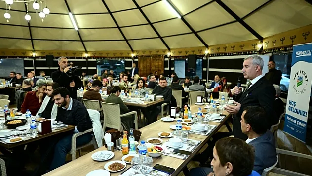 Başkan Çınar, Yeşilyurt'a yeni atanan öğretmenleri gedik oba çadırında ağırladı