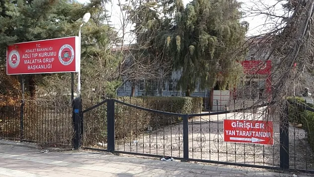 TIR'la motosiklet çarpıştı: 1 ölü!