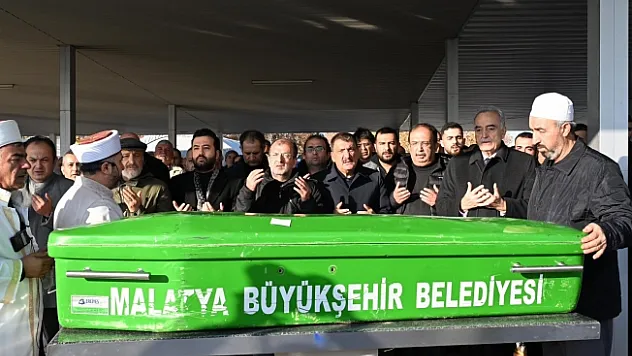 Gazeteci Celal Yalvaç son yolculuğuna uğurlandı