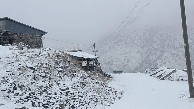 Malatya'da kar yağışı etkili oluyor