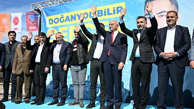 AK Parti Büyükşehir Adayı Sami Er, Doğanyol İlçesini Ziyaret Etti