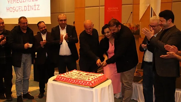 Sağlık çalışanları 14 Mart Tıp Bayramı'nı kutladı