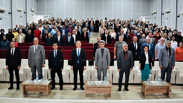 'Hedef yetkin ve erdemli insan yetiştirmek'