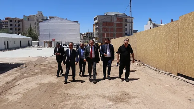 Eski Bakan Tüzmen: Şu görüntü Malatya'ya yakışmıyor