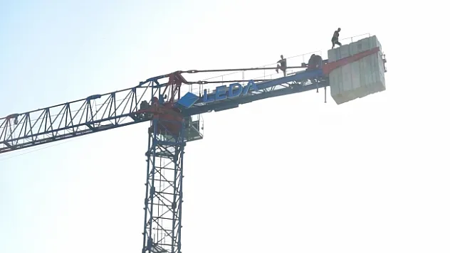 Malatya Çarşı inşaatında kriz! Parasını alamayan işçiler eylem yaptı!