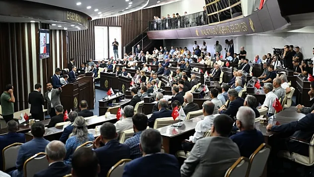 Bakan Kurum'un ilk ziyareti deprem bölgesi Malatya'ya