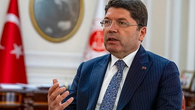 Çocuğa şiddete Bakan tepkisi! &quotKabul edilemez&quot