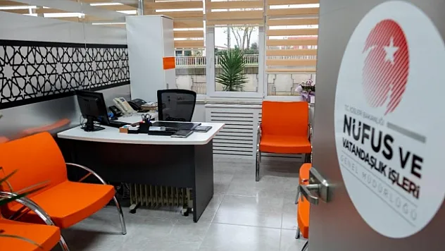 &quotSuriye uyruklu 2,5 milyon kişiye vatandaşlık verildiği" iddiası