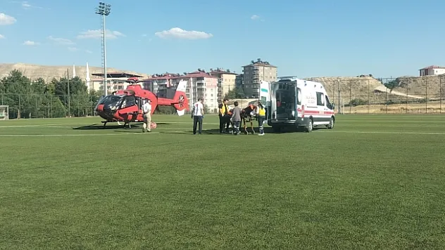 Ambulans helikopter kalp krizi geçiren hasta için havalandı