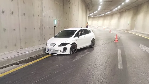 Erkenek Tüneli'nde kaza: 2 yaralı