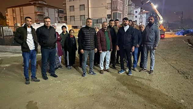 İlyas mahallesi'nin elektrik mağduriyeti! Sokağa döküldüler!