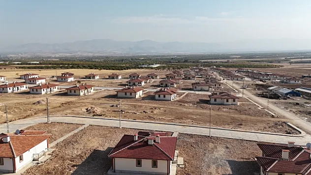 Kotangölü'nde 72 konuttan 50'si teslim edildi!