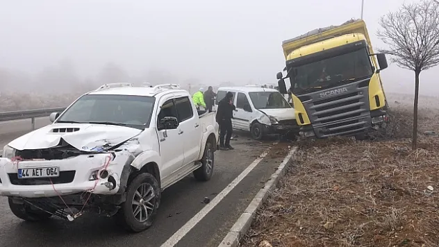 2 saat arayla bir büyük kaza daha: 13 araç çarpıştı, 7 yaralı