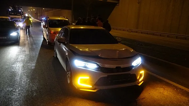 Alt geçitte zincirleme kaza!