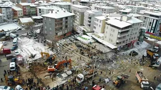 Malatya'da 31 kişinin öldüğü rezidans davası ertelendi!