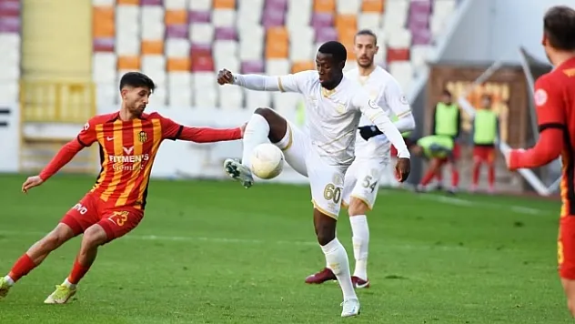 YMS Manisa FK'ya 6-0 mağlup oldu