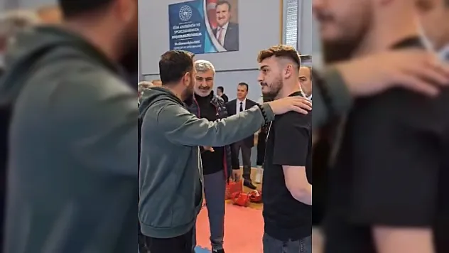 Antrenöre kafa atan hakeme 6 ay ceza!..