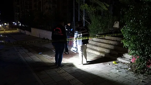 Malatya'da &quotAracıma su sıçrattın&quot kavgası: 5 yaralı