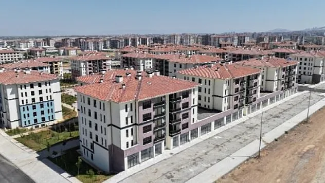 Onca mağdur vatandaş varken konutlar teslim edilmiyor!