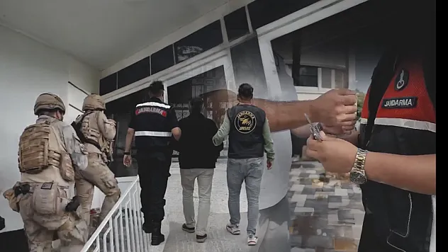 30 İlde  Eş Zamanlı FETÖ Operasyonu: 91 Gözaltı