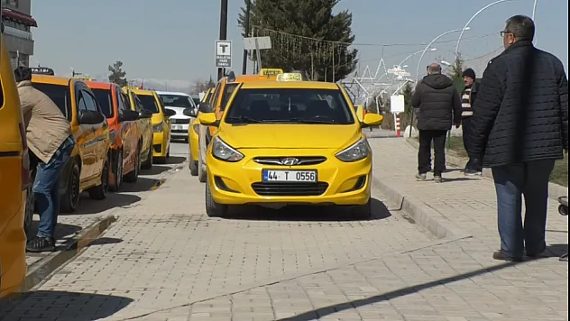 %43 Zam Sonrası Taksi Kısa Mesafe Ücreti 200 TL'ye Yükseldi