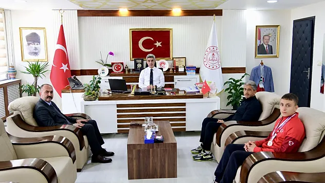 62 Kiloda Altın Madalya! Malatya'nın Genç Güreşçisinden Büyük Gurur