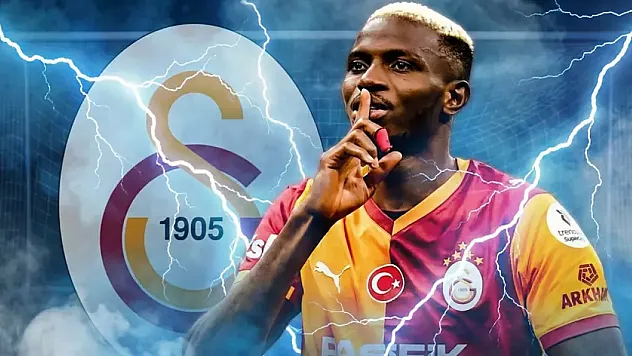 Ada'da Osimhen Alarmı! Efsane İsim Chelsea'ye Hedef Gösterdi: Tek Çare O