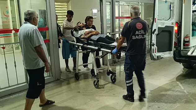 Adana Şaşırtmadı: Halı Saha Maçında Kavga 1'i Ağır 2 Yaralı