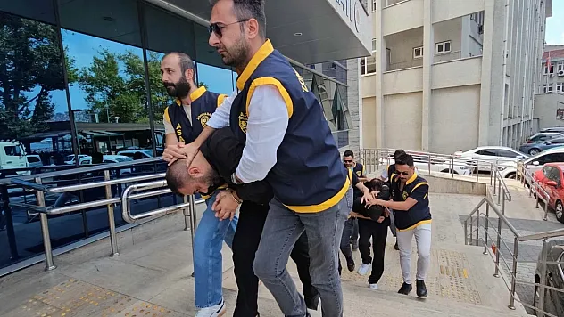 Adınız FETÖ'ye karıştı' yalanıyla 2 milyon 700 bin lira gasp edildi