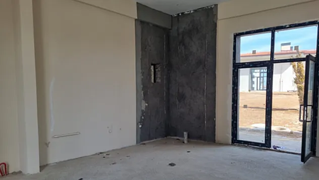 Afet Konutu Değil Şantiye Teslimi: Malatyalı Esnaftan Boş Dükkan Tepkisi!