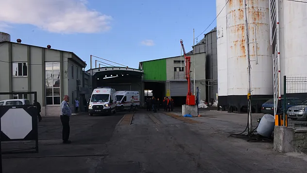 Afyonkarahisar'da Yağ Fabrikasında Patlama: 10 Yaralı