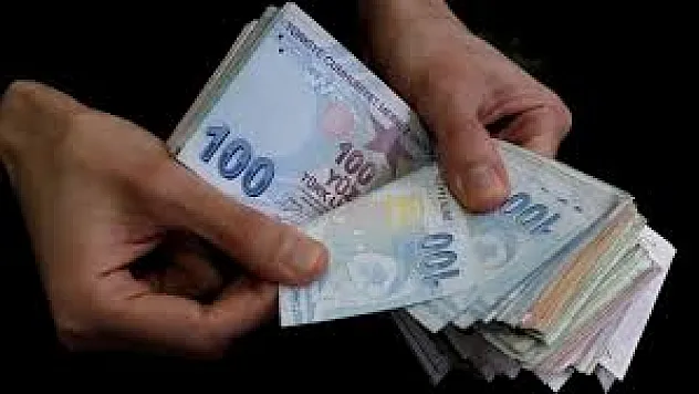 Ağustos 2025 Emekli Promosyon Yarışı: Bankalar Arasında Rekabet Zirvede