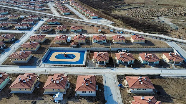 Akçadağ'da Yeni Dönem: 382 Aile Bugün Yeni Yuvasına Kavuştu!