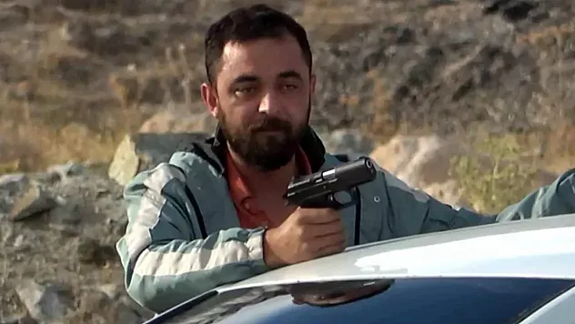 Aksaray'da 7 Saatlik İntihar Girişimi! Arkadaşının Cesur Hamlesi Hayatını Kurtardı