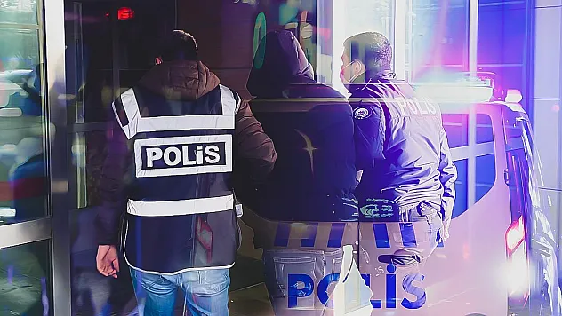 Ankara'da Gece Yarısı Operasyonu!  ODTÜ'deki Olaylarda 6 Gözaltı