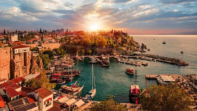 Antalya'da Gezilecek En Popüler Yerler