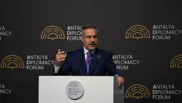 Antalya'da Kritik Zirve! Bakan Fidan O İttifakı İşaret Edip Resti Çekti