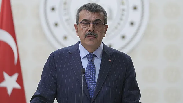 Ara Tatiller Kalkıyor mu? İşte Yeni Tatil Planı!
