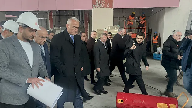 Bakan Ersoy, Malatya'da Sabancı Kültür Merkezi İnşaatını İnceledi